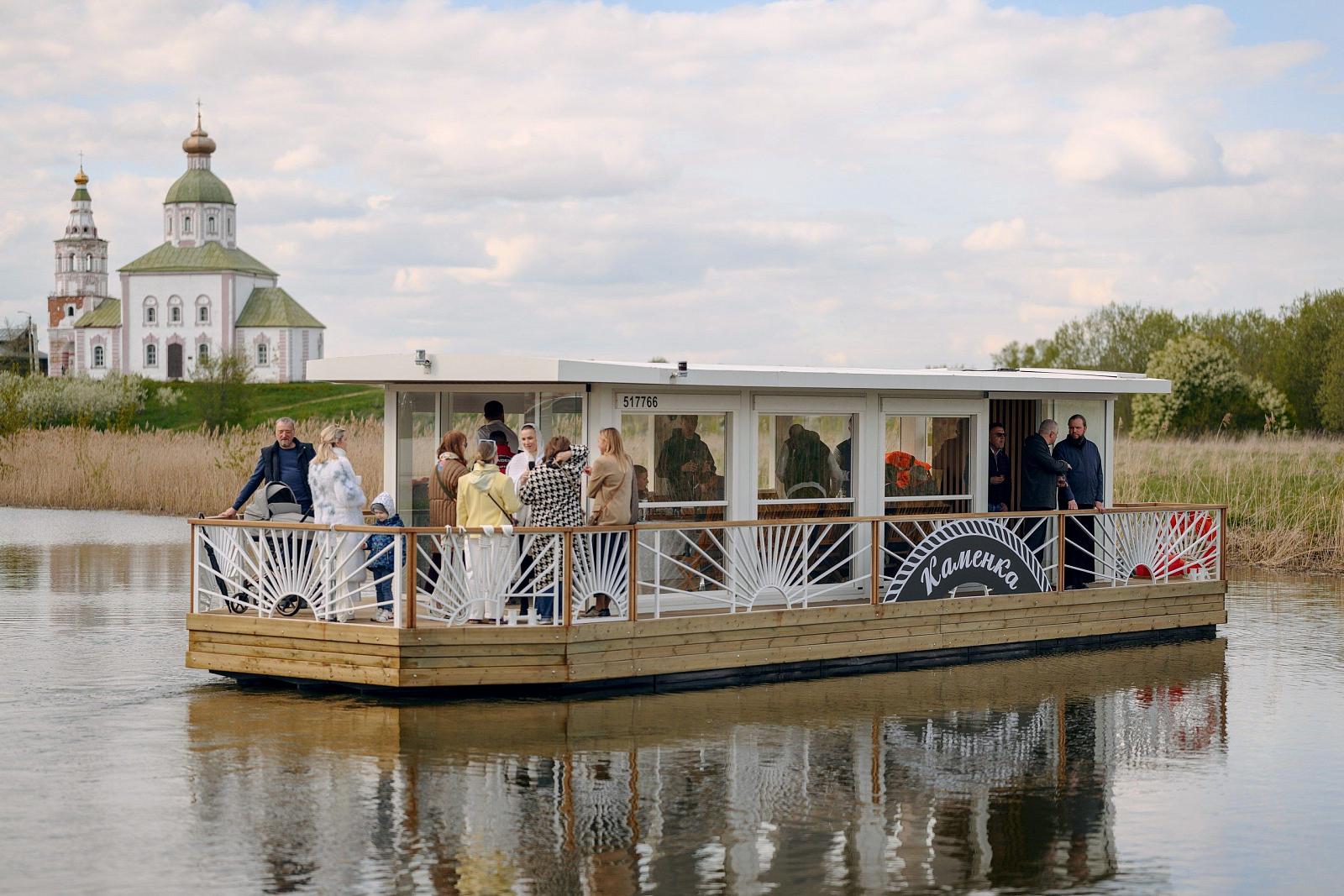 Экскурсии на речных трамвайчиках «Каменка» в г. Суздале | Каменский Стан-1