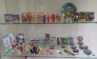 Салон в Музее природы и этнографии